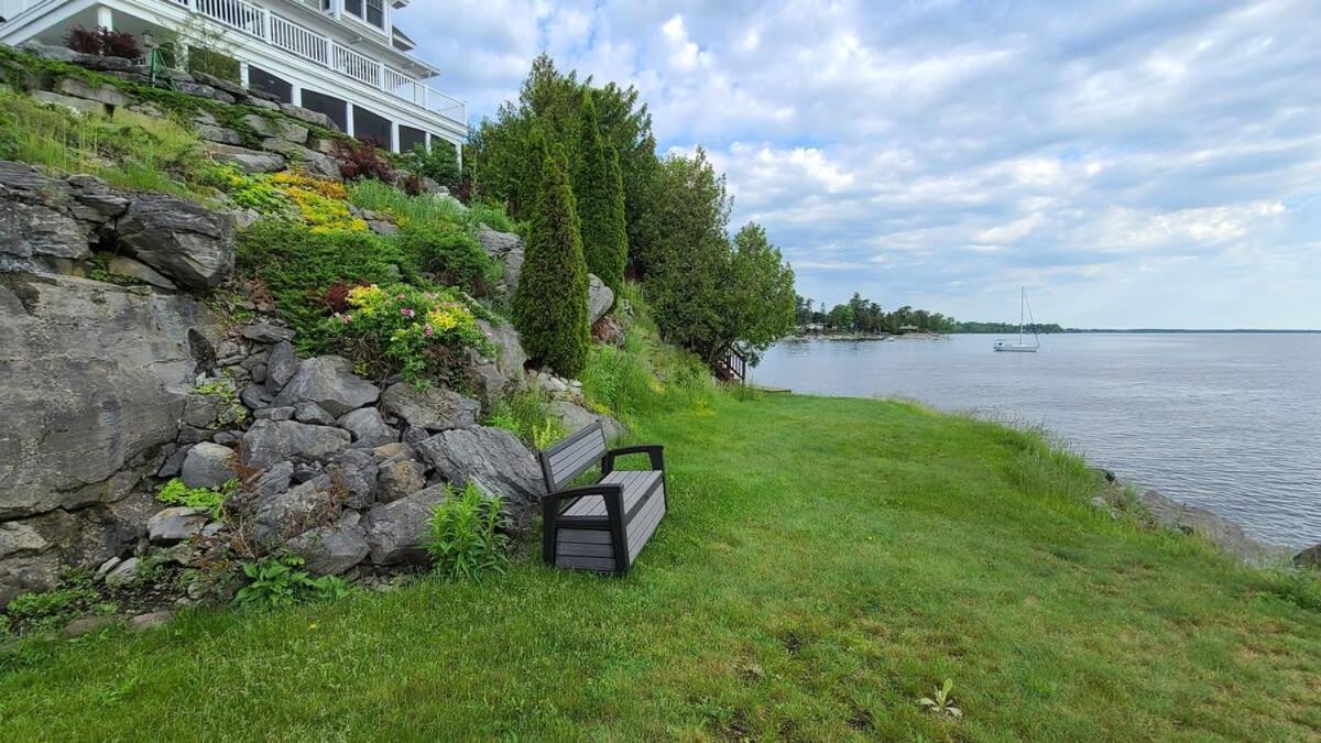 Loza House Adirondack Skydeck Unit Lake Front Plattsburgh Exterior foto