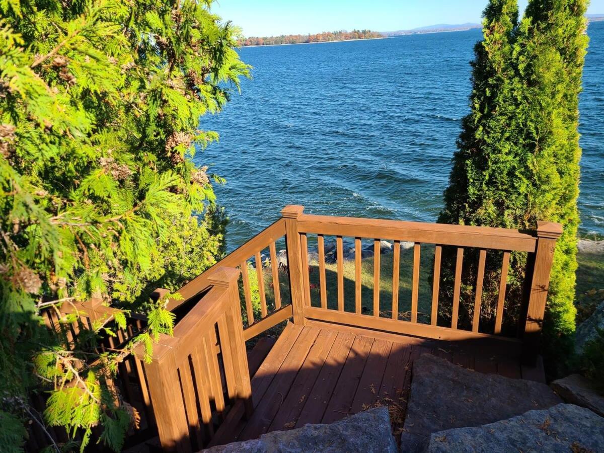 Loza House Adirondack Skydeck Unit Lake Front Plattsburgh Exterior foto